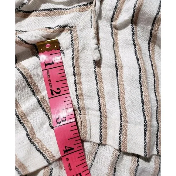 Old Navy Casual Shorts Women's Size XS White Tan Striped Linen Blend Pockets - Picture 8 of 8